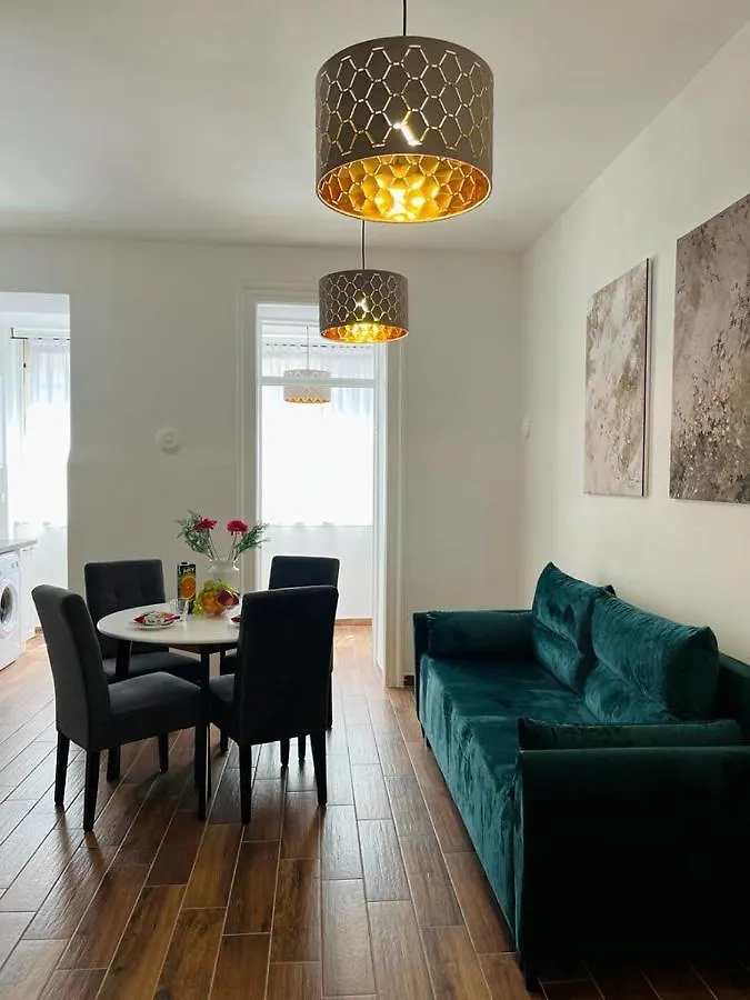 Apartment Lux Apartmans Pula Croatia